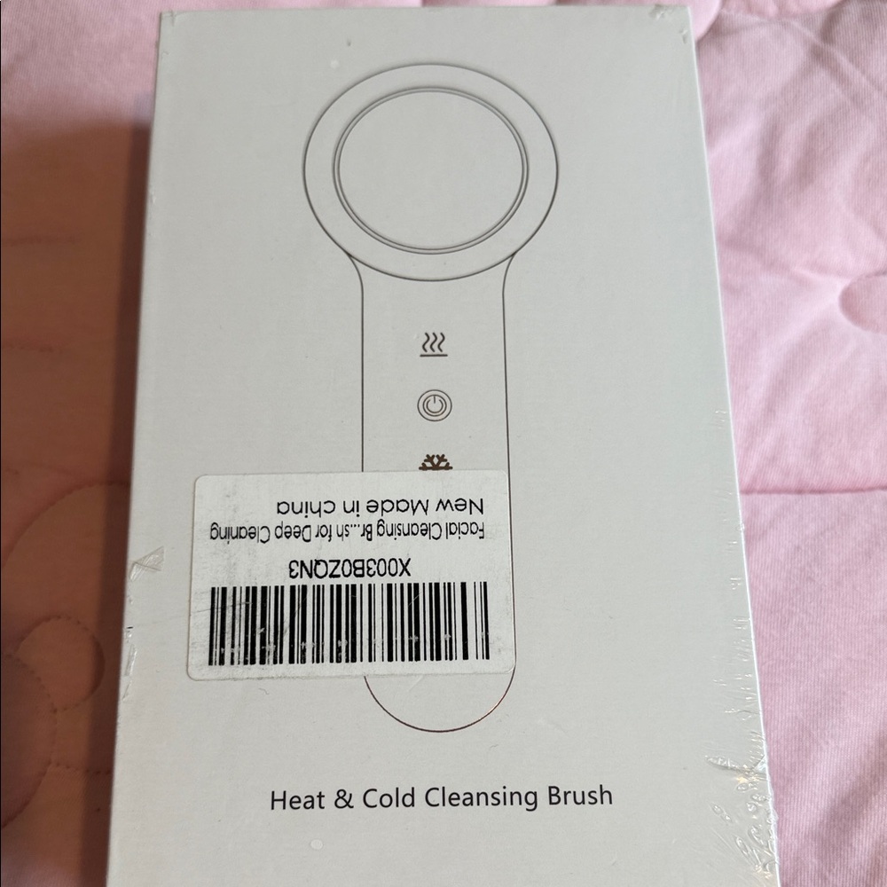 Heat & Cold Cleansing Brush - White